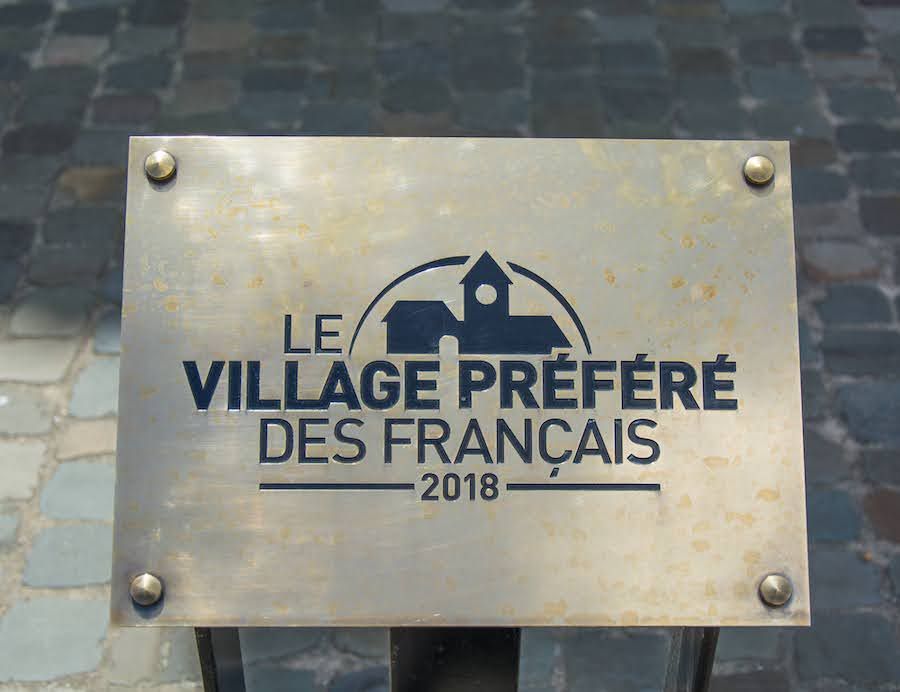 plaque village préféré des français