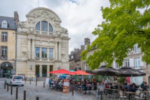 place du theatre de fougères